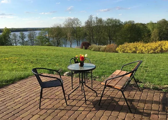Spichlerz Nad Jeziorem Dadaj Mazury بيت للعطل بيسكوبييت