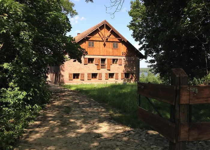 بيت للعطل Spichlerz Nad Jeziorem Dadaj Mazury