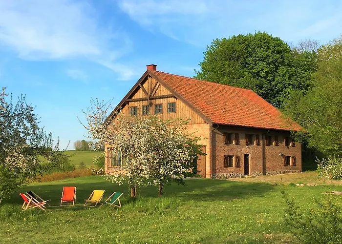 Spichlerz Nad Jeziorem Dadaj Mazury بيت للعطل